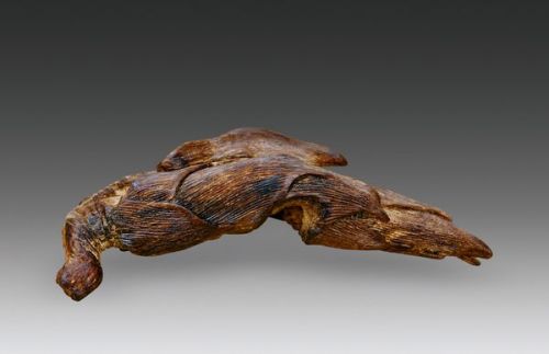 沉香木古玩近年来屡创天价