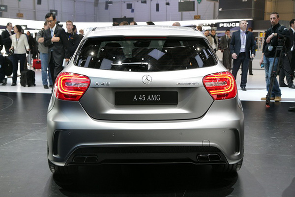 奔驰于日内瓦车展发表「A45 AMG」高性能掀背车