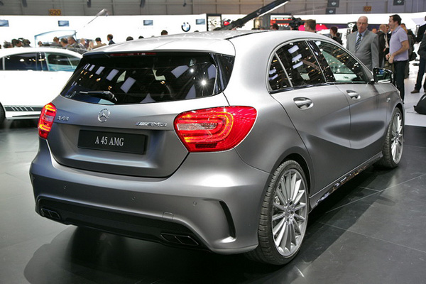 奔驰于日内瓦车展发表「A45 AMG」高性能掀背车