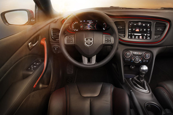 Dodge 曝光全新2013款Dart GT官图