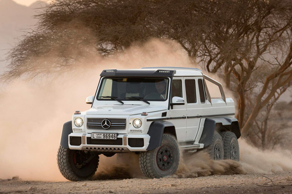 奔驰即将推出「G63 AMG 6x6」民用版