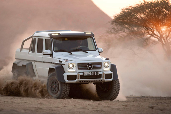 奔驰即将推出「G63 AMG 6x6」民用版