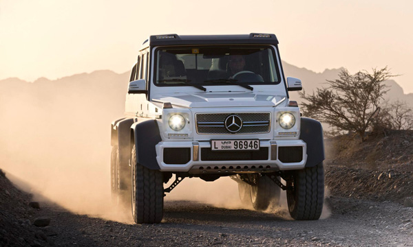 奔驰即将推出「G63 AMG 6x6」民用版豪华皮卡