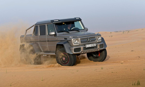 奔驰即将推出「G63 AMG 6x6」民用版豪华皮卡